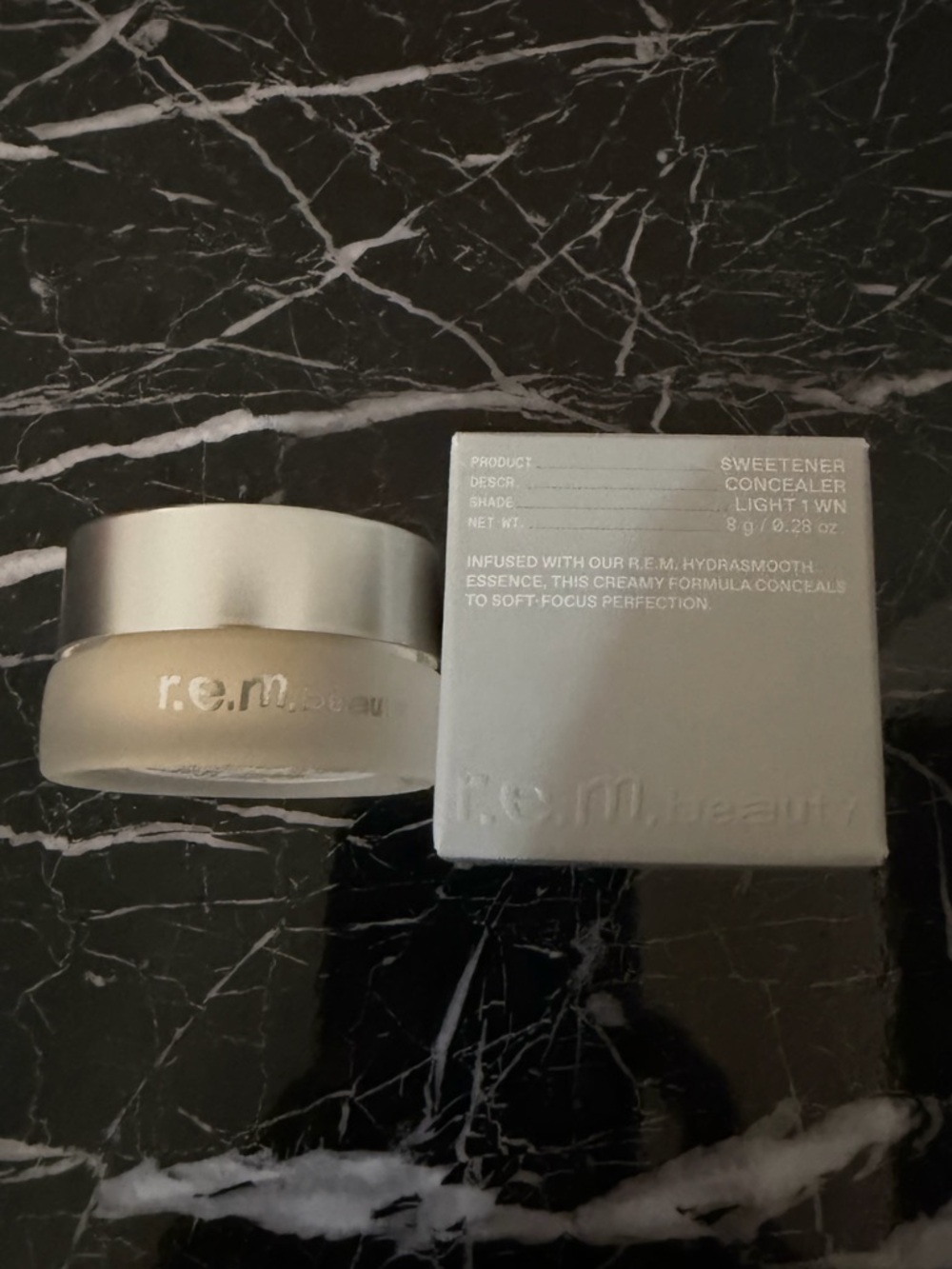 R.e.m. beauty SWEETENER CONCEALER LIGHT I WN